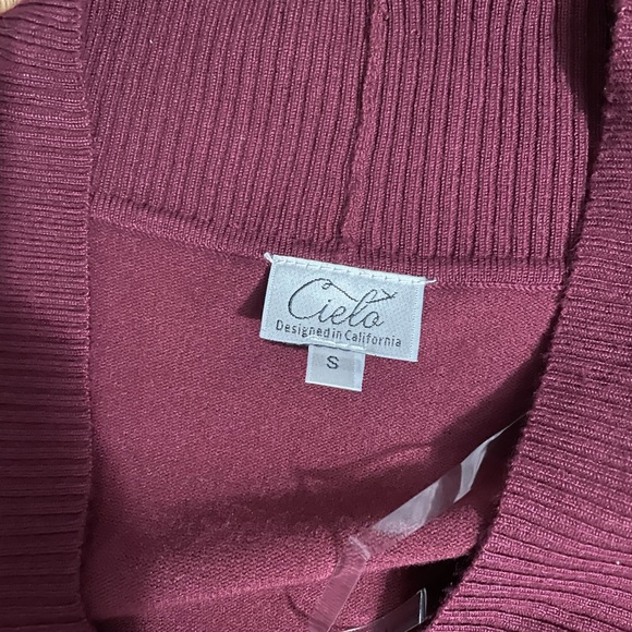 Harper Straightline Cardigan - Picture 11 of 15